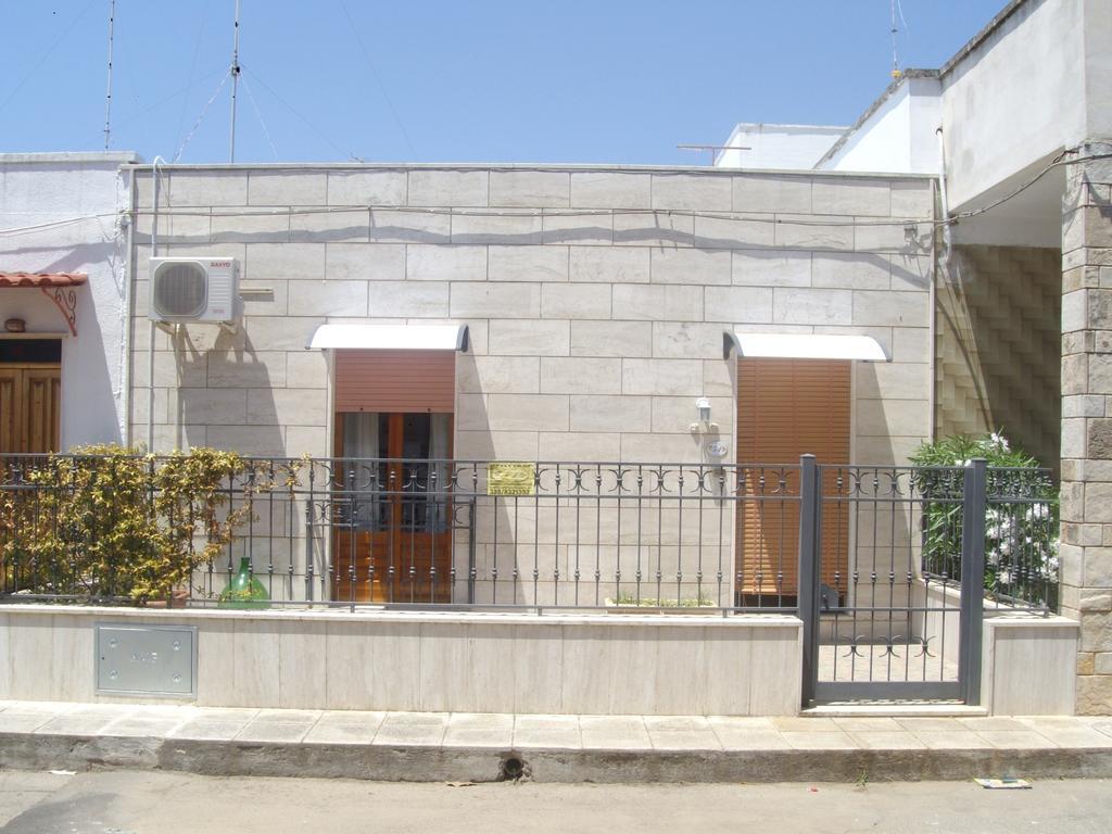 Villino Claudia 30 Mt Mare Villa Porto Cesareo Ruang foto