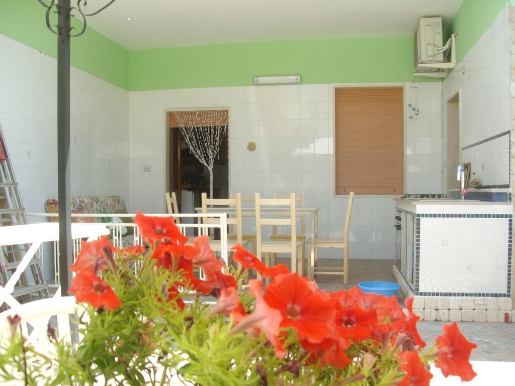 Villino Claudia 30 Mt Mare Villa Porto Cesareo Ruang foto