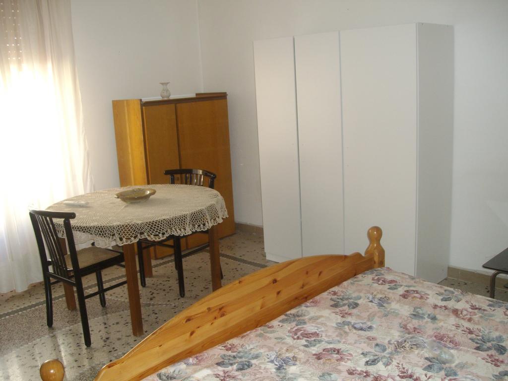 Villino Claudia 30 Mt Mare Villa Porto Cesareo Ruang foto